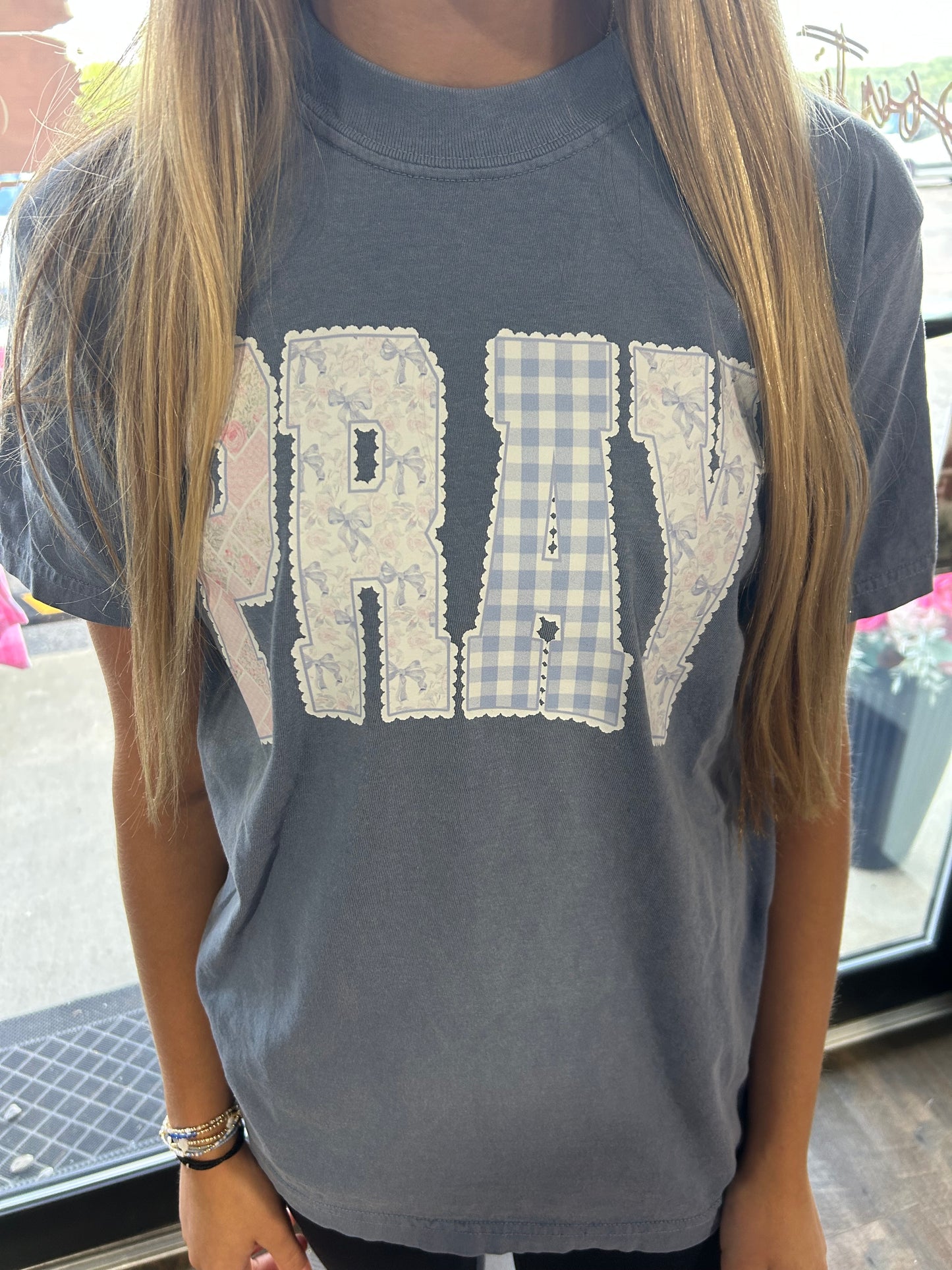 PRAY Graphic