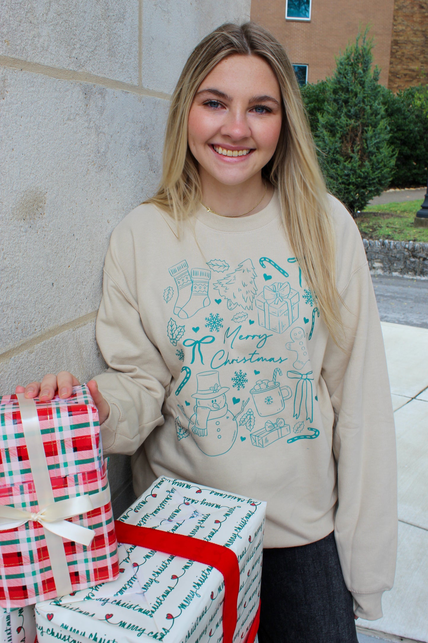 Dainty Christmas Knick Knack